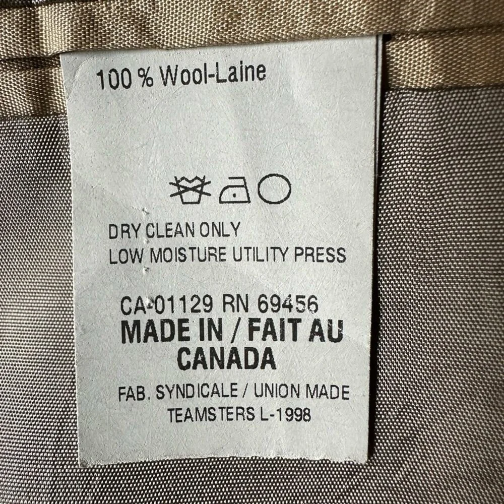 Bruno Piattelli windowpane wool Sportcoat. 43L